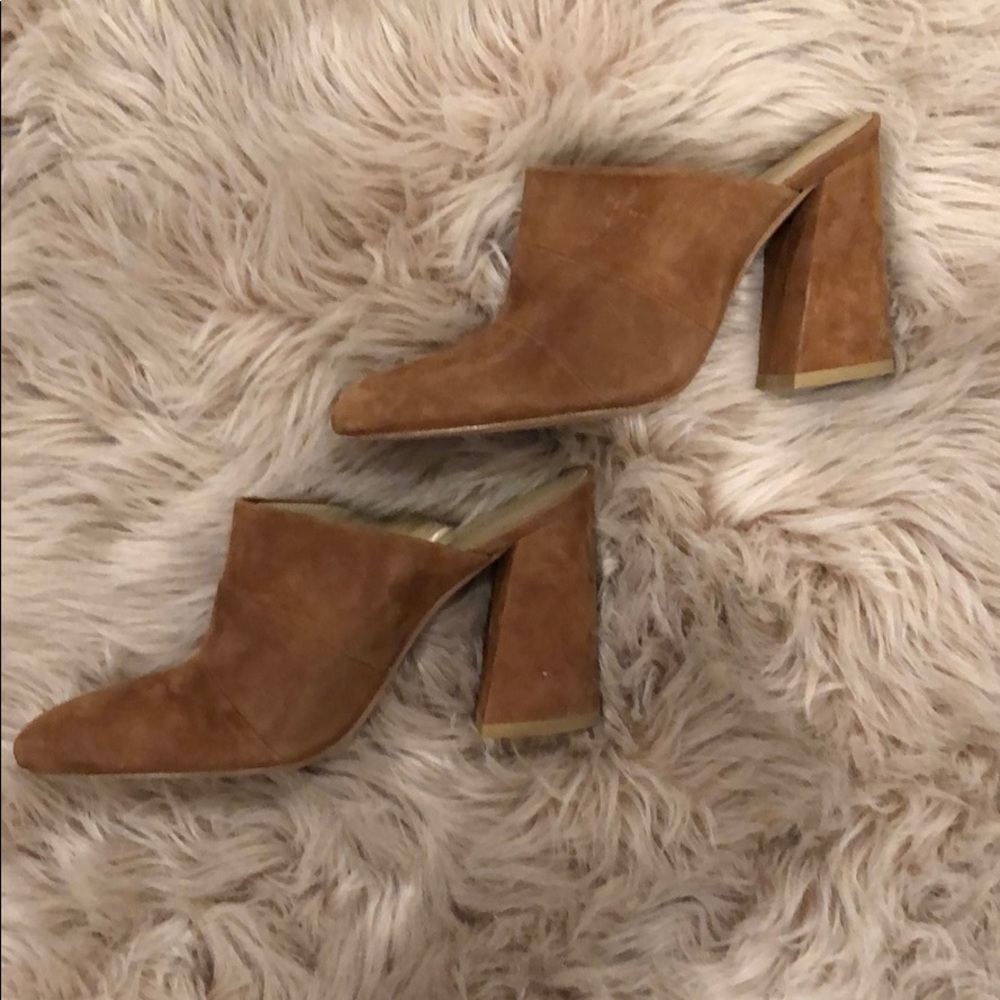 STUART WEITZMAN HEELED MULES